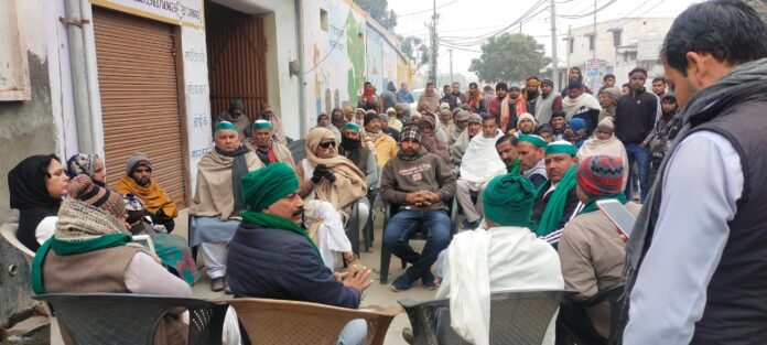 Bhakiyu officials and villagers doing panchayat in village Upeda