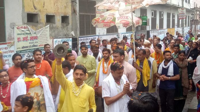 Jagannath's palanquin journey 1