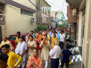 Hapur Jagannath Rath Yatra भगवान जगन्नाथ की प्रभात फेरी का श्रद्धालुओं ने किया जोरदार