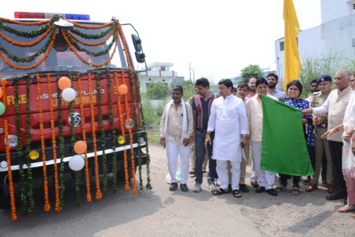 Union Minister of State General VK Singh flagged off two fire tenders