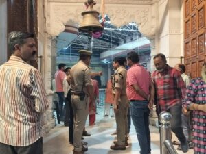 Hapur:नवरात्रों पर कड़ी रहेगी सुरक्षा व्यवस्था , मंदिरों पर तैनात रहेगा पुलिस बल