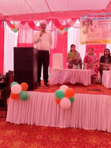 Hapur जिला अस्पताल में विश्व मानसिक स्वास्थ्य दिवस पर स्वास्थ्य शिविर का आयोजन