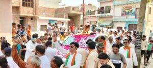 Arun Govil भाजपा प्रत्याशी अरुण गोविल ने मतदाताओं से किया जनसंपर्क