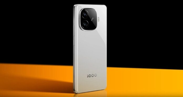 IQOO Z9 Turbo Smartphone